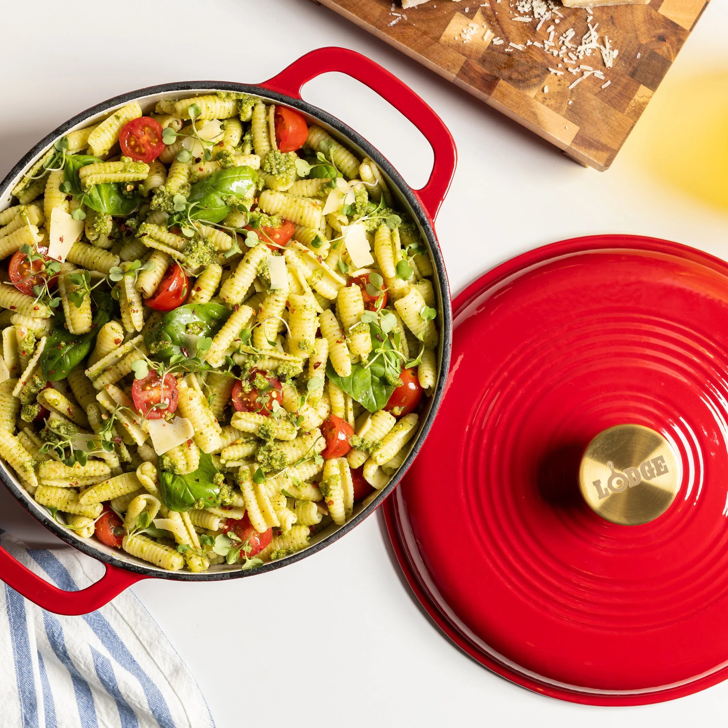  lodgecastironstore.us.com