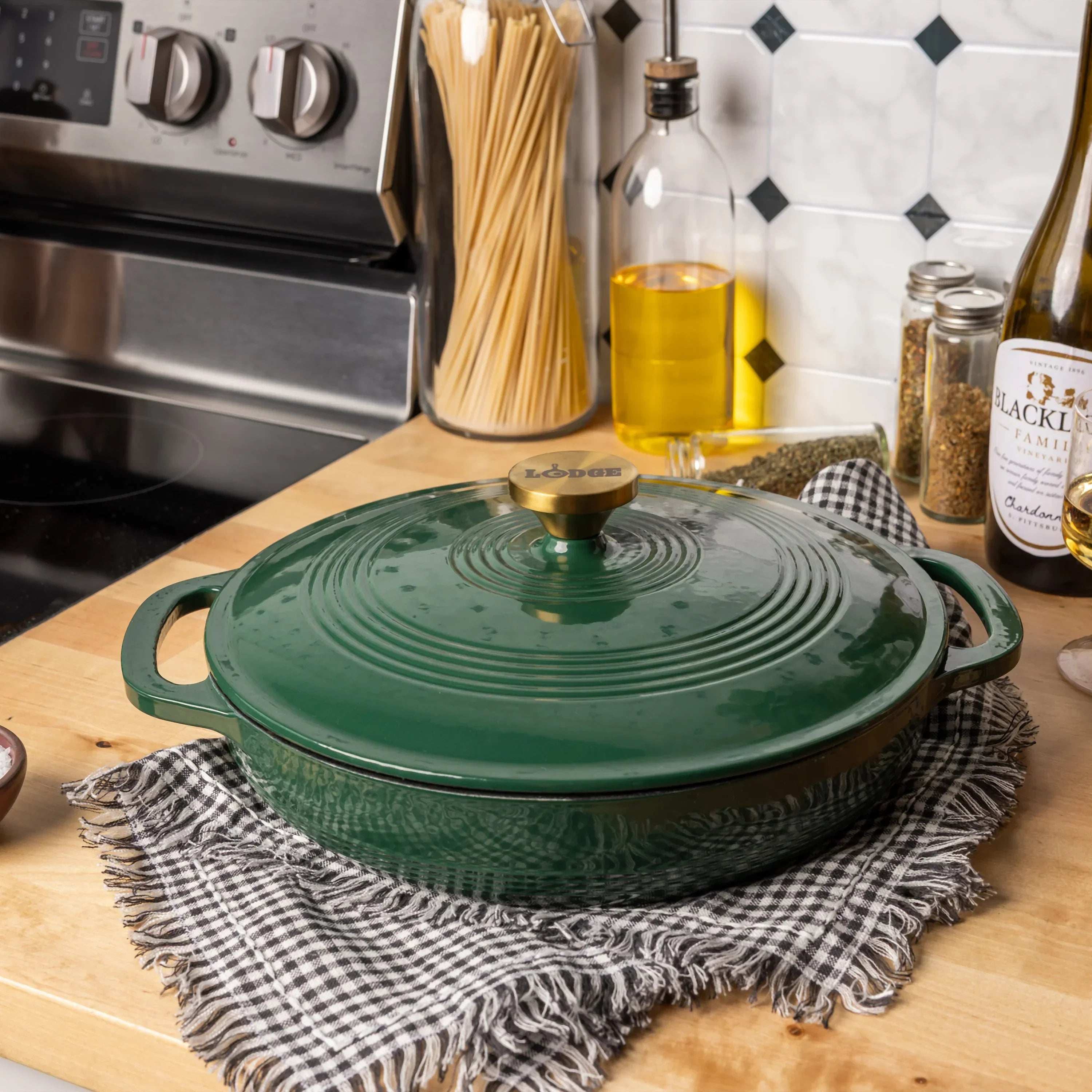  lodgecastironstore.us.com